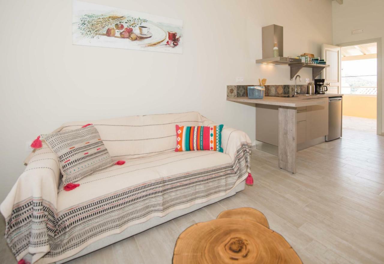 Apartamento T'adelfia Kalámi